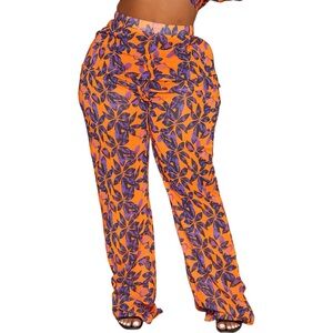 NWT PrettyLittleThing Plus Orange Beach Flares Floral Tropical Womens Size US 16